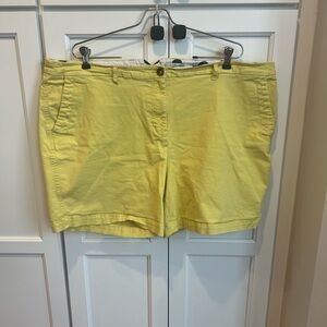Boden Yellow Bermudas Lightweight Cotton Casual